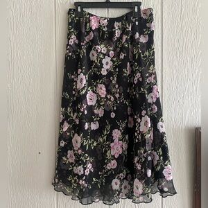 Y2K Dress Barn Black Floral Midi Skirt